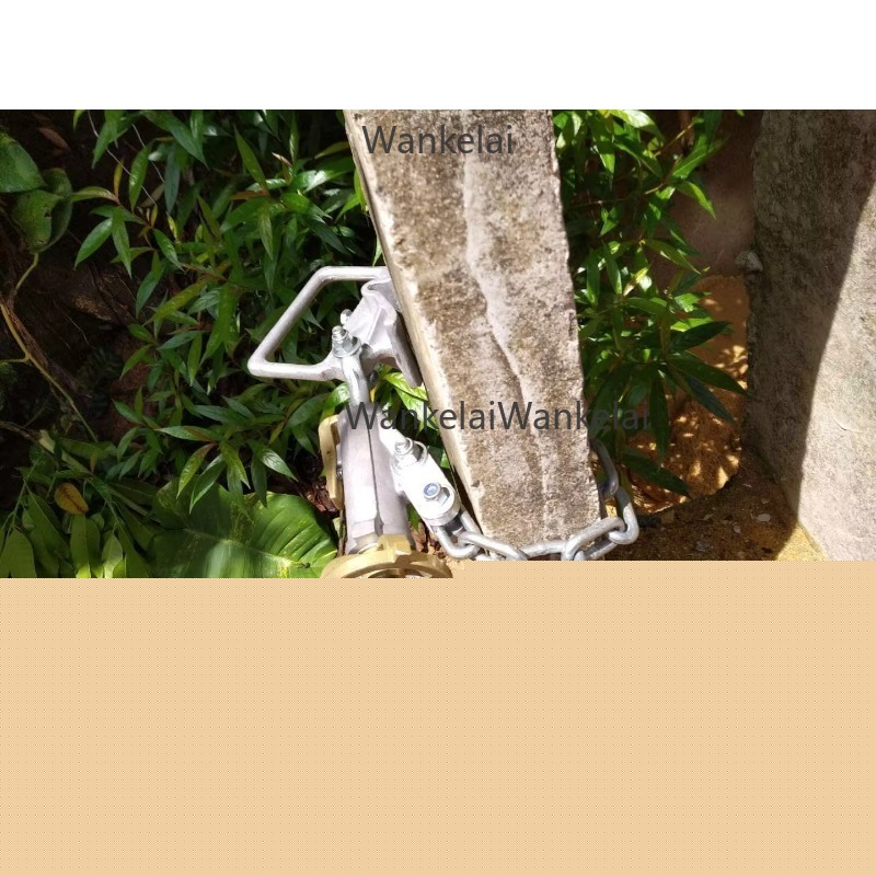 Outdoor Lighting Ground Fixtures - Compact Cluster Bar for Pole Mounting
